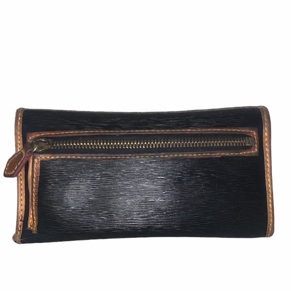 Dooney & Bourke wallet - Picture 2 of 4
